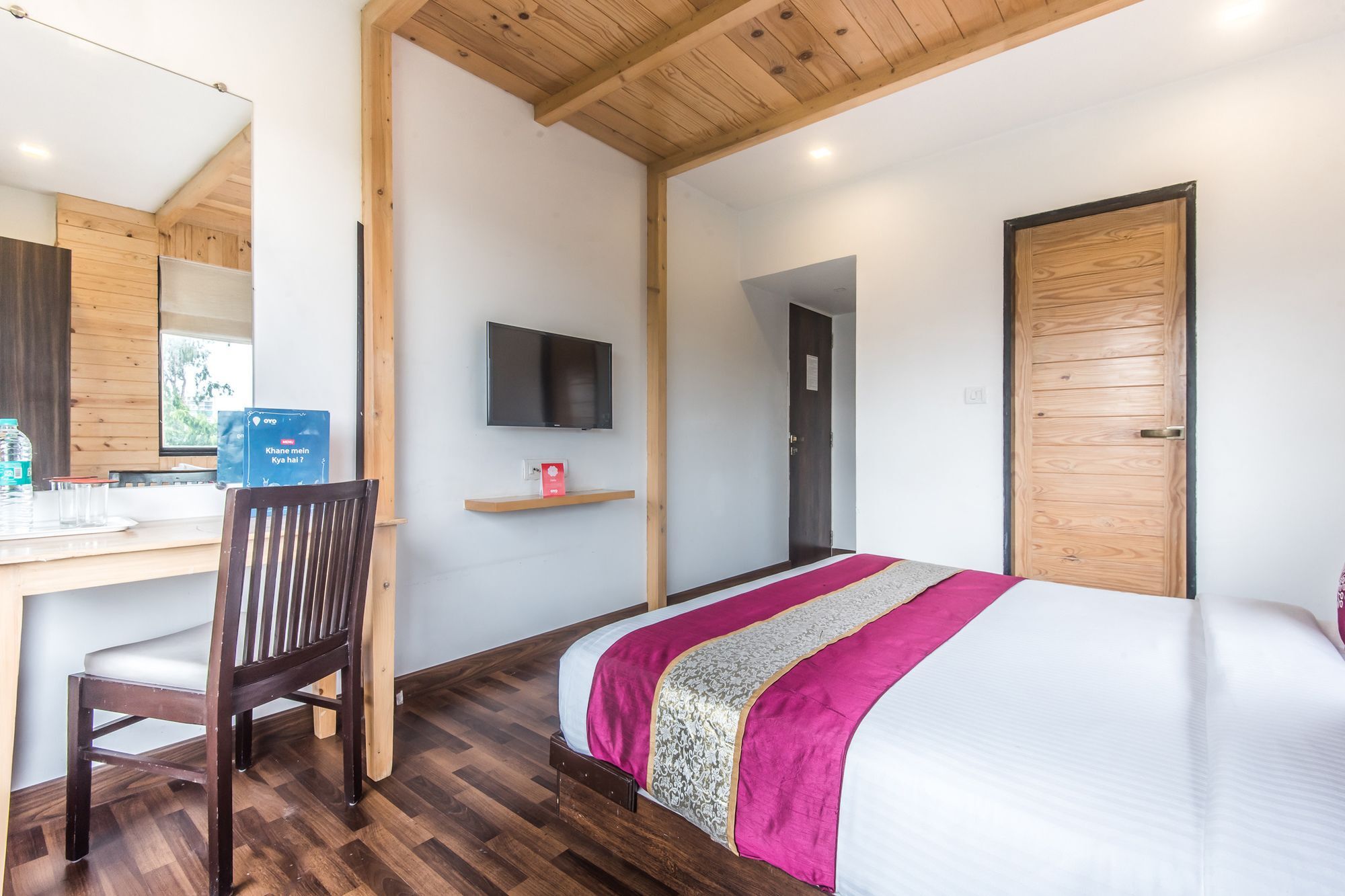 Oyo 78245 Collection O Hotel Crown Inn نافي مومباي المظهر الخارجي الصورة